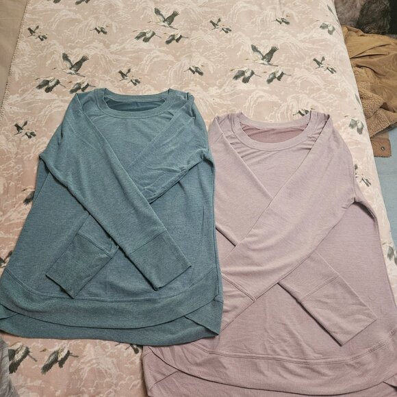 3 Tunic sweatshirt bundle - Picture 2 of 3